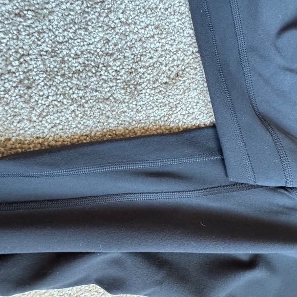 Lululemon Black 25” Align Leggings- Size 4 - Picture 3 of 4